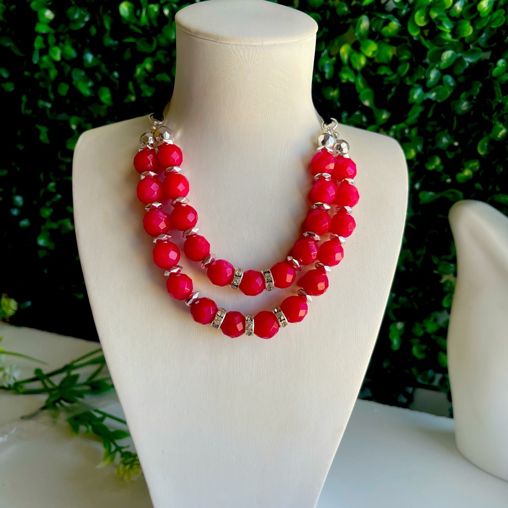 Red Jade, White House black market necklace